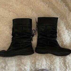 Kickers Women's Black Leather Boots